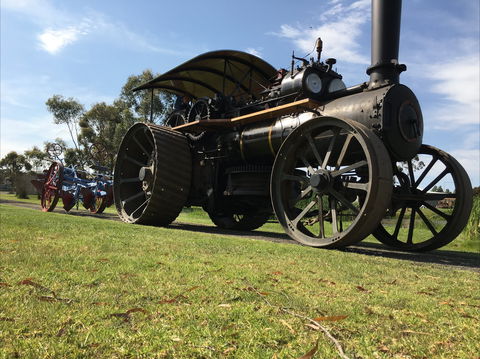 Melbourne Steam Traction Engine Club - Accommodation Sunshine Coast 0