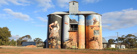 Riverina Outdoor Art Trail - Accommodation Sunshine Coast 0