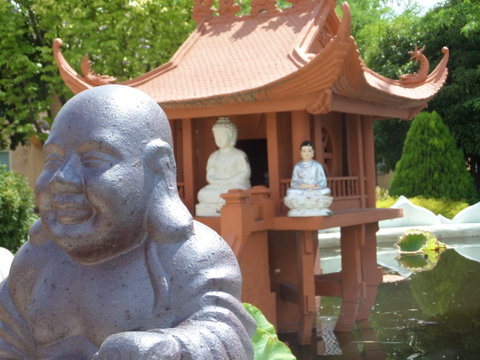 Sakyamuni Buddhist Centre/Van Hanh Monastery - Accommodation Sunshine Coast 1