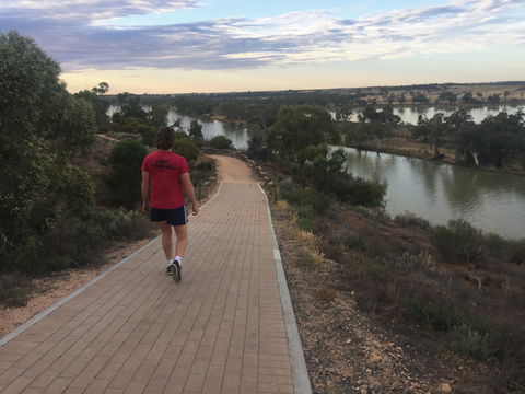 Waikerie Rotary Cliff Top Walk - Accommodation Sunshine Coast 0