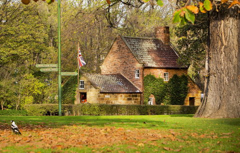 Cooks' Cottage - Accommodation Sunshine Coast 0