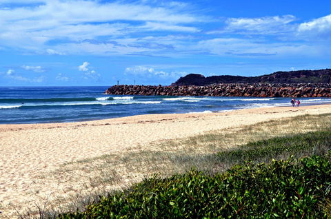 Grants Beach - Accommodation Sunshine Coast 0