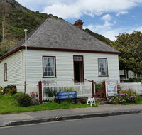 Joe Lyons Cottage - Accommodation Sunshine Coast