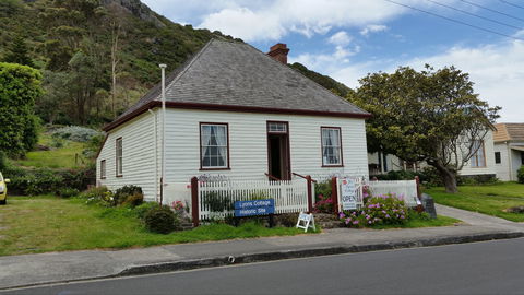 Joe Lyons Cottage - Accommodation Sunshine Coast 0