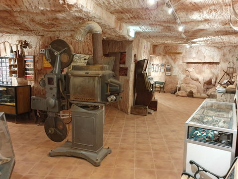 Old Timers Mine & Museum - Self Guided Tour - Accommodation Sunshine Coast 1