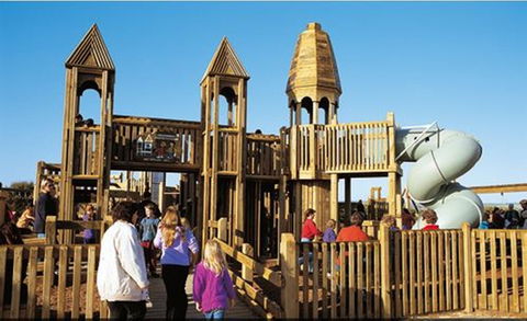 Port Noarlunga Jubilee Park Adventure Playground - Accommodation Sunshine Coast 0