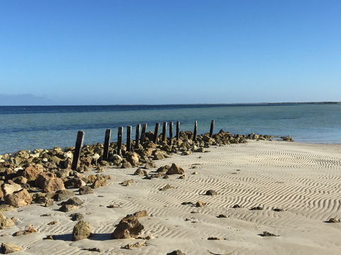 Simms Cove Lookout And Beach, Moonta Bay - Accommodation Sunshine Coast 2