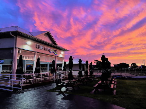 Club Narooma - Accommodation Sunshine Coast 0