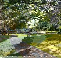 Millennium Esplanade and Tannum Sands Beach - Accommodation Sunshine Coast
