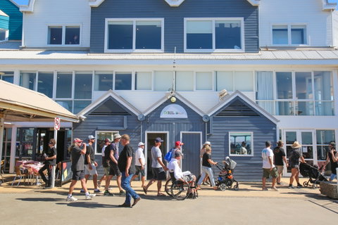 Newcastle Shoreline Walk - Accommodation Sunshine Coast 0