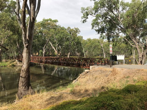 Rocky Waterholes - Accommodation Sunshine Coast 0