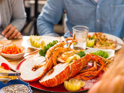 The Fresh Fish Place - Accommodation Sunshine Coast 0