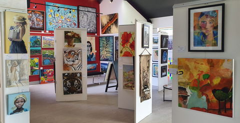 The Royal Queensland Art Society Inc. - Accommodation Sunshine Coast 1