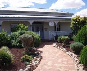 Absaloms Gallery - Accommodation Sunshine Coast 1