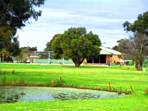 Finley Golf Club - Accommodation Sunshine Coast 2