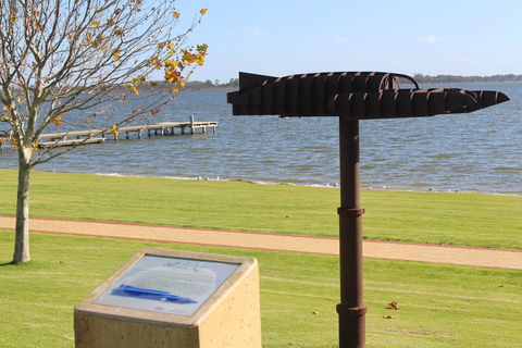 K7 Monument Barmera - Accommodation Sunshine Coast 0