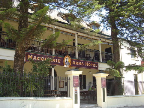 Macquarie Arms Hotel - Accommodation Sunshine Coast 0
