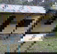 Scutts Hut - Accommodation Sunshine Coast