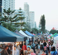 Surfers Paradise Beachfront Markets - Accommodation Sunshine Coast