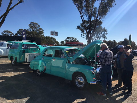 Winton Motor Raceway - Accommodation Sunshine Coast 2