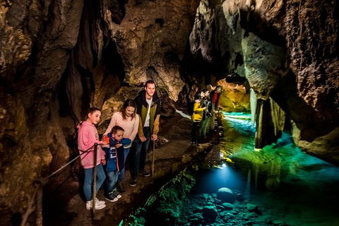 Jenolan Caves: Imperial Cave Tour - Accommodation Sunshine Coast 0