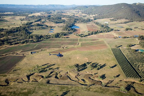 Private Helicopter Flight To Hunter Valley With A La Carte Lunch - For 2 - Accommodation Sunshine Coast 2