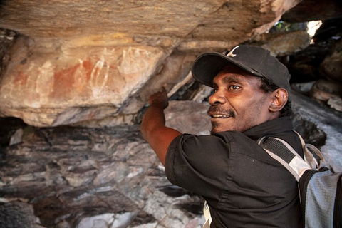 Arnhem Land Injalak Hill Full-Day Tour From Darwin - Accommodation Sunshine Coast 2