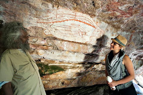 Arnhem Land Injalak Hill Full-Day Tour From Darwin - Accommodation Sunshine Coast 3