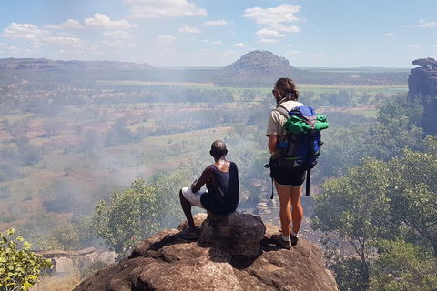 Arnhem Land Injalak Hill Full-Day Tour From Darwin - Accommodation Sunshine Coast 9