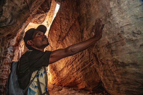 Arnhem Land Injalak Hill Full-Day Tour From Darwin - Accommodation Sunshine Coast 12