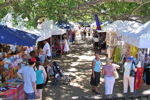 Sunshine Coast Eumundi Markets Return Minibus Transfer - Accommodation Sunshine Coast 0