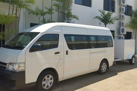 Airport Transfer To Or From Port Douglas Hotels For Up To 13 People (7am-10pm) - Accommodation Sunshine Coast 0