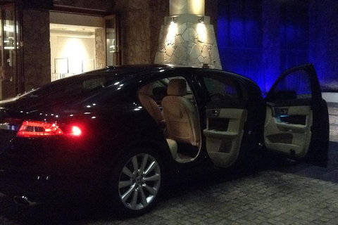 Jaguar Limousine Transfer Cairns Airport To Palm Cove - Accommodation Sunshine Coast 2