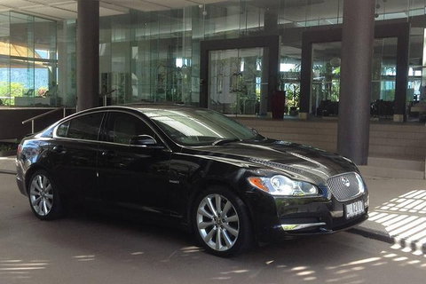 Jaguar Limousine Transfer Cairns Airport To Palm Cove - Accommodation Sunshine Coast 4