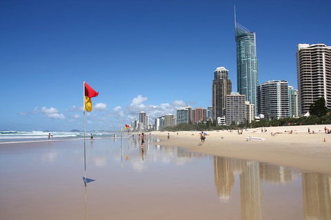 Surf Lesson & Gold Coast Tour - Accommodation Sunshine Coast 2
