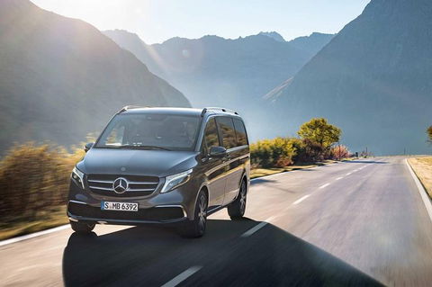 Van Service Melbourne Airport To CBD - Accommodation Sunshine Coast 2