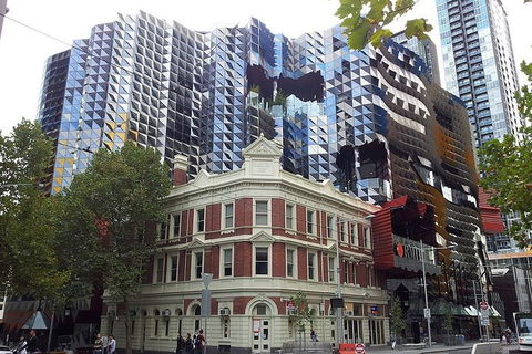 Arrival Private Transfers: Melbourne Airport MEL To Melbourne In Luxury Van - Accommodation Sunshine Coast 3