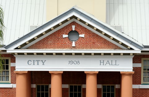 Maryborough City Hall - Accommodation Sunshine Coast 0