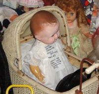Little Darlings Doll Museum and Coffee Shop - Accommodation Sunshine Coast