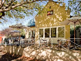 Paechtown SA Accommodation Sunshine Coast