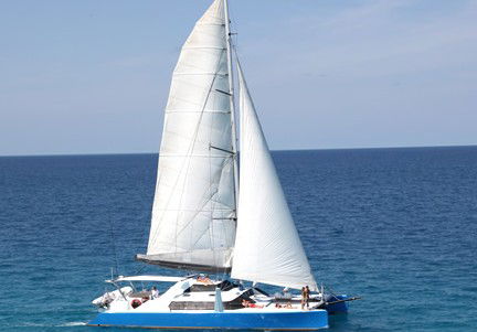 Synergy Reef Sailing - Accommodation Sunshine Coast 4