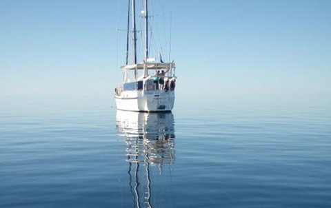 A Whitsunday Luxury Sailing Holiday - Accommodation Sunshine Coast 0
