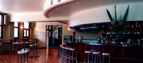 Harbour View Hotel - Accommodation Sunshine Coast 5