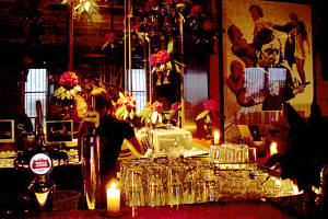 Cherry Bar - Accommodation Sunshine Coast 0