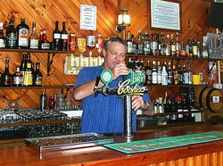 Oakbank Hotel - Accommodation Sunshine Coast 0