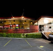 Fitzy's Hotel - Accommodation Sunshine Coast