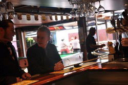 Highlander Hotel - Accommodation Sunshine Coast 0