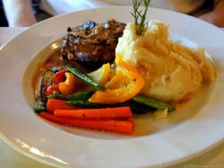Benowa Tavern - Accommodation Sunshine Coast 1