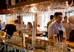 Hotel Orient - Accommodation Sunshine Coast 1