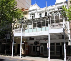 Ambassadors Hotel - Accommodation Sunshine Coast 1